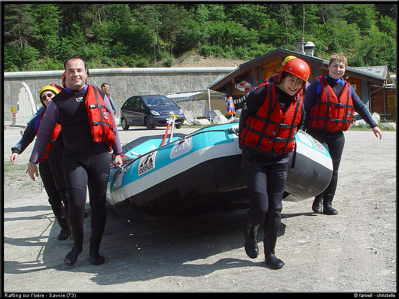 20040612_7_raft1