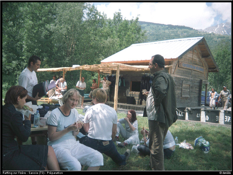 20040612b_1_raft_03